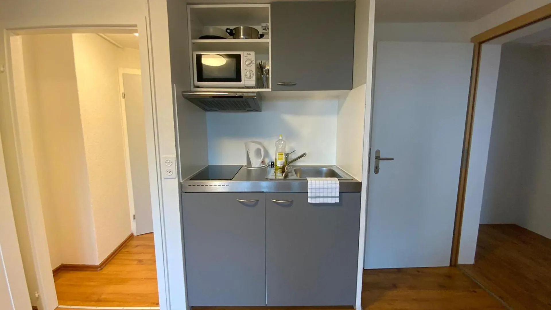 Apartamento Swiss Star California - Self Check-In Zúrich Suiza