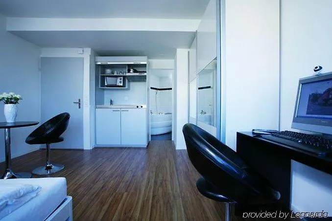 Apartamento Swiss Star California - Self Check-In Zúrich 0*,  Suiza