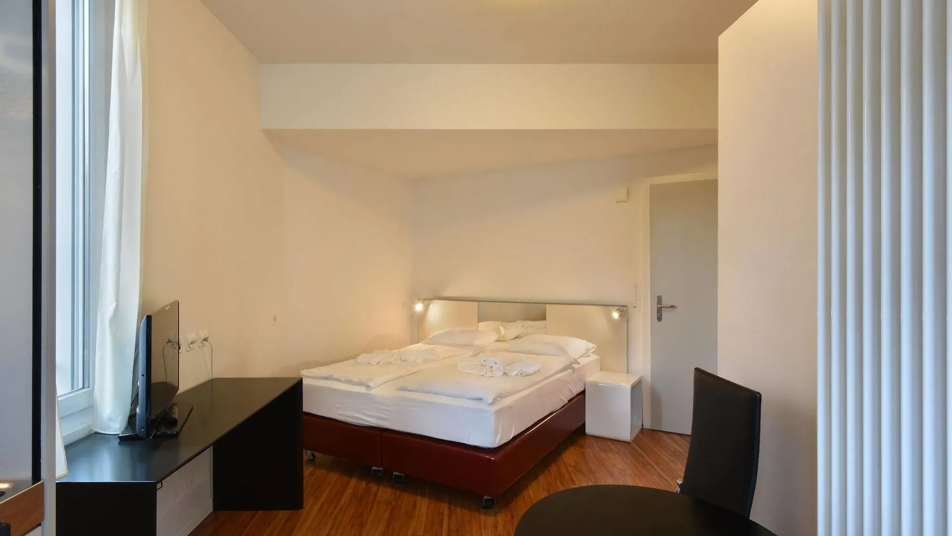 Apartamento Swiss Star California - Self Check-In Zúrich